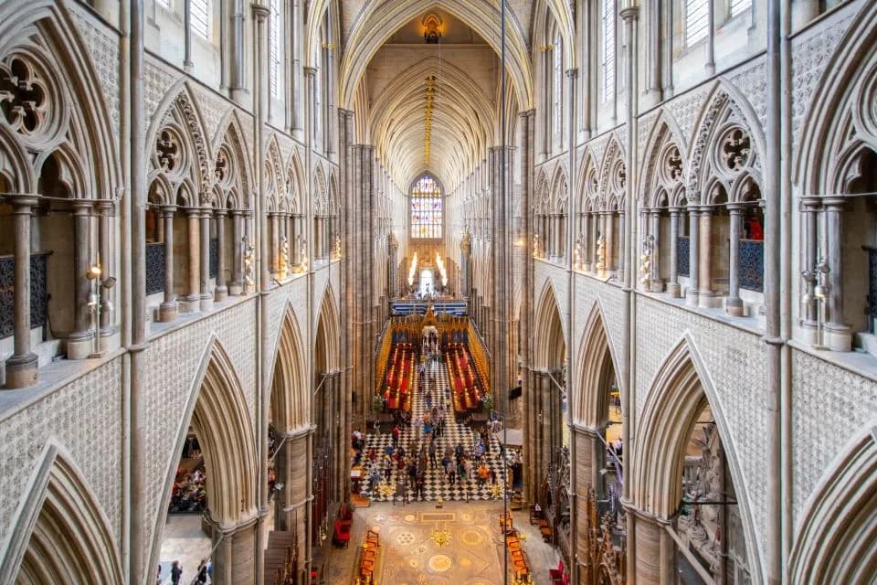 London: Buckingham Palace, Westminster Abbey & Big Ben Tour - Image 10